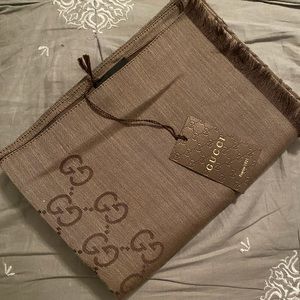 GUCCI GG JAUCQUARD PATTERN KNITTED SCARF